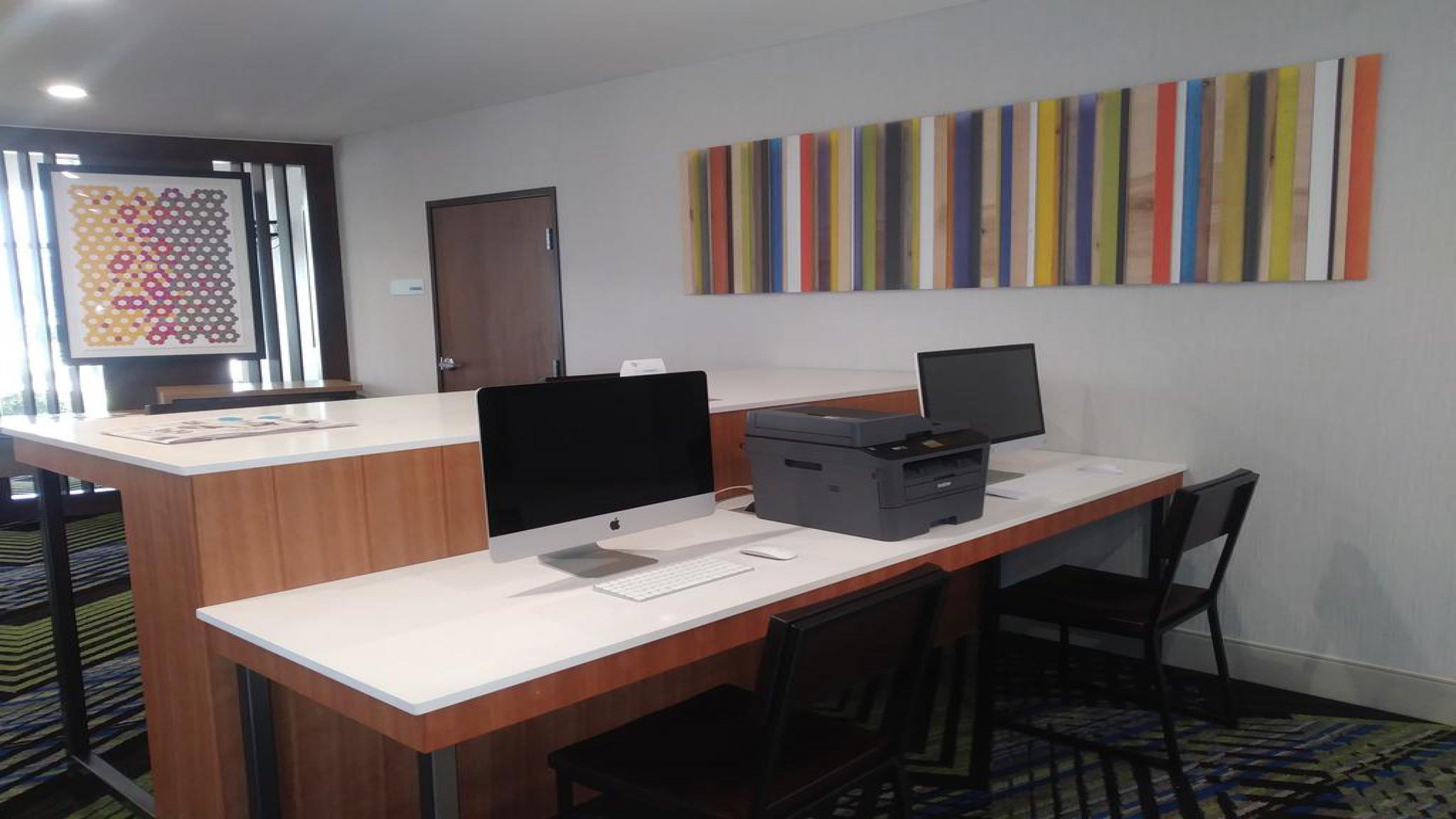 Holiday Inn Express Hotel & Suites Mount Pleasant By Ihg Екстериор снимка