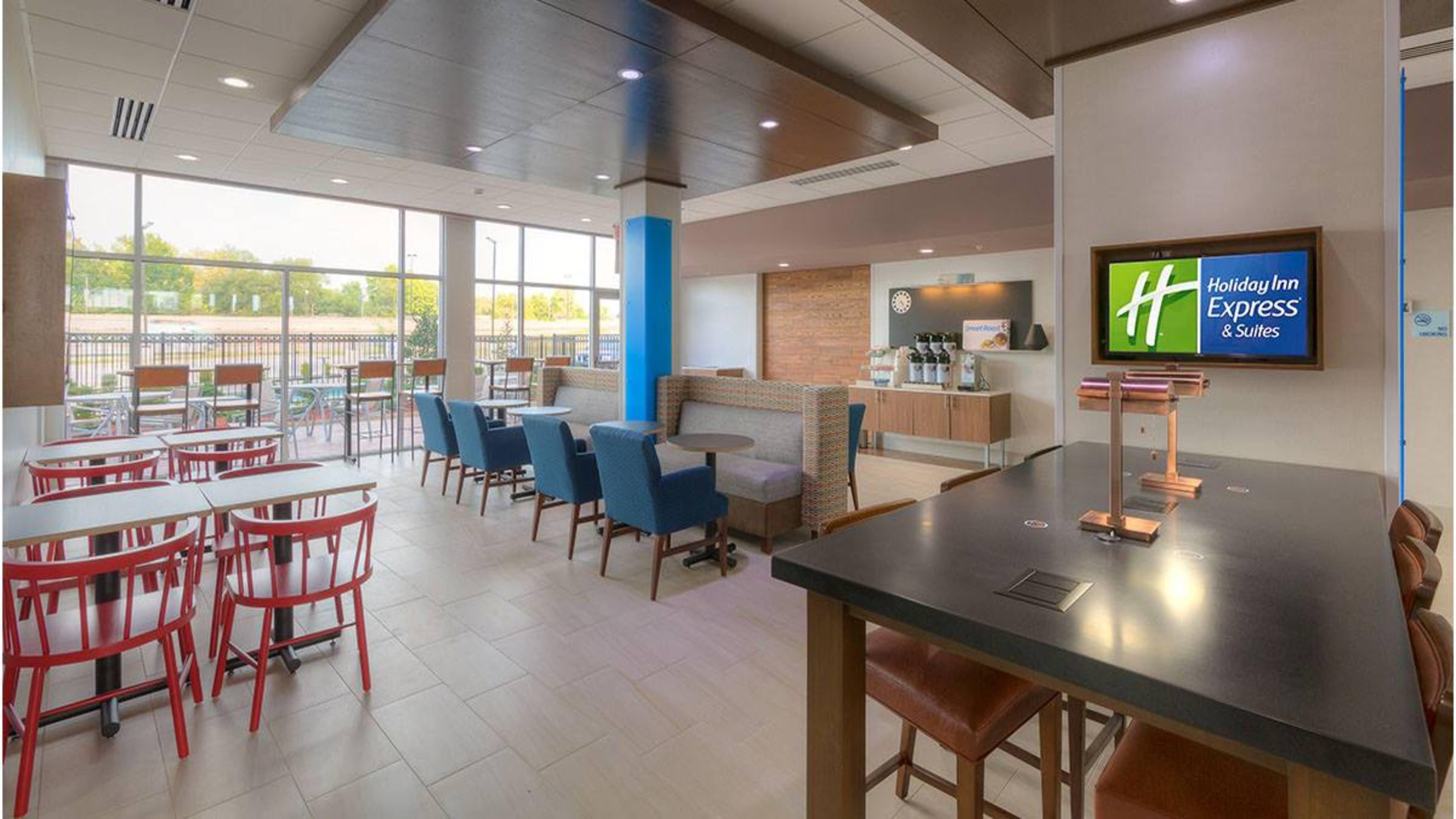 Holiday Inn Express Hotel & Suites Mount Pleasant By Ihg Екстериор снимка